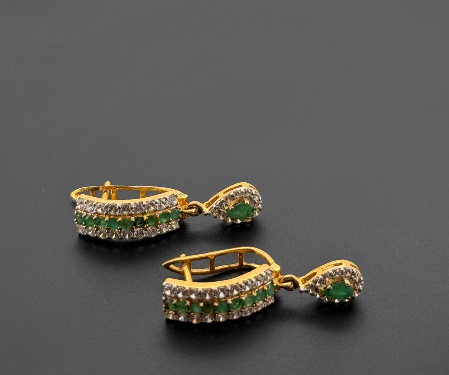 22K Solid Gold Simple Ladies Hoops E903