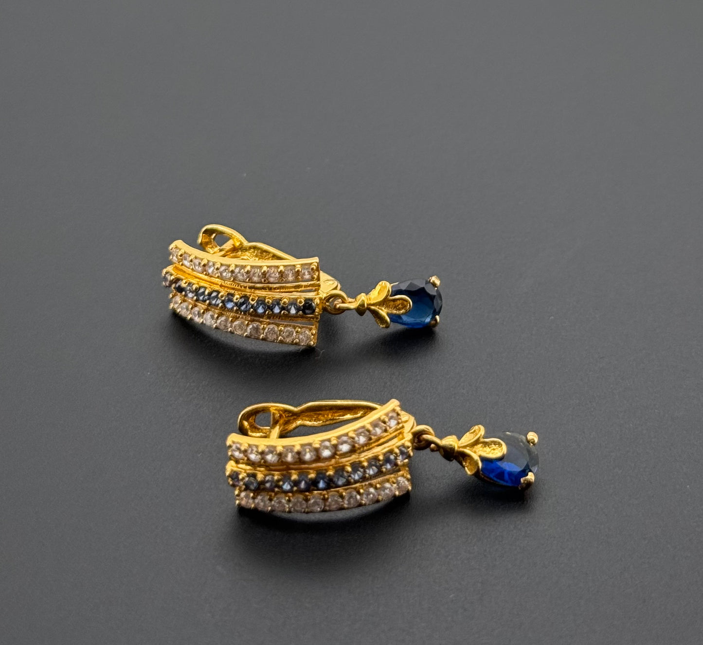 22K Solid Gold Simple Ladies Hoops E919