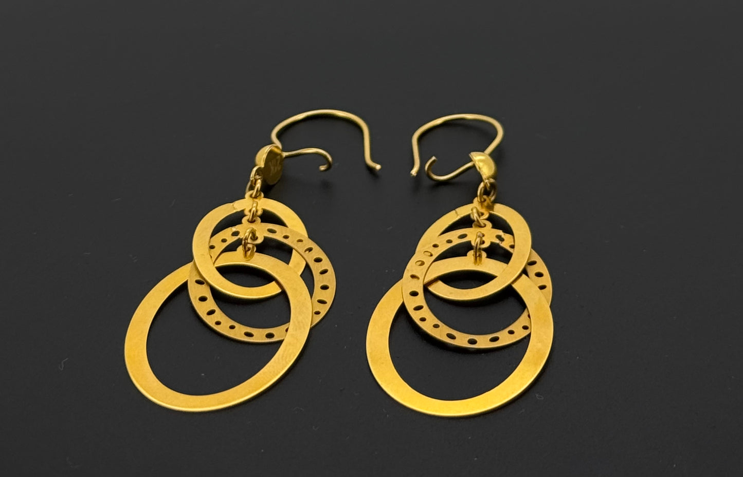 21k Solid Gold Simple Ladies Hoops E962