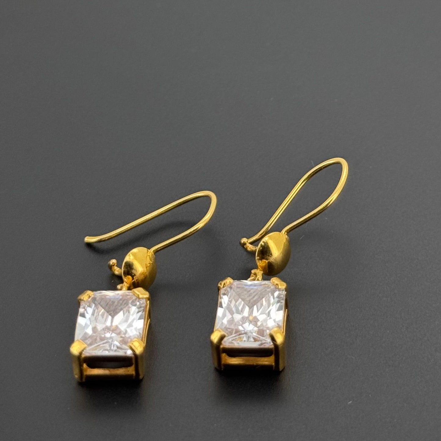 21k Solid Gold Simple Ladies Hoops E977
