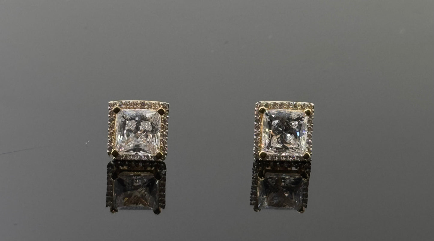 22K Solid Gold Fancy Studs ES102