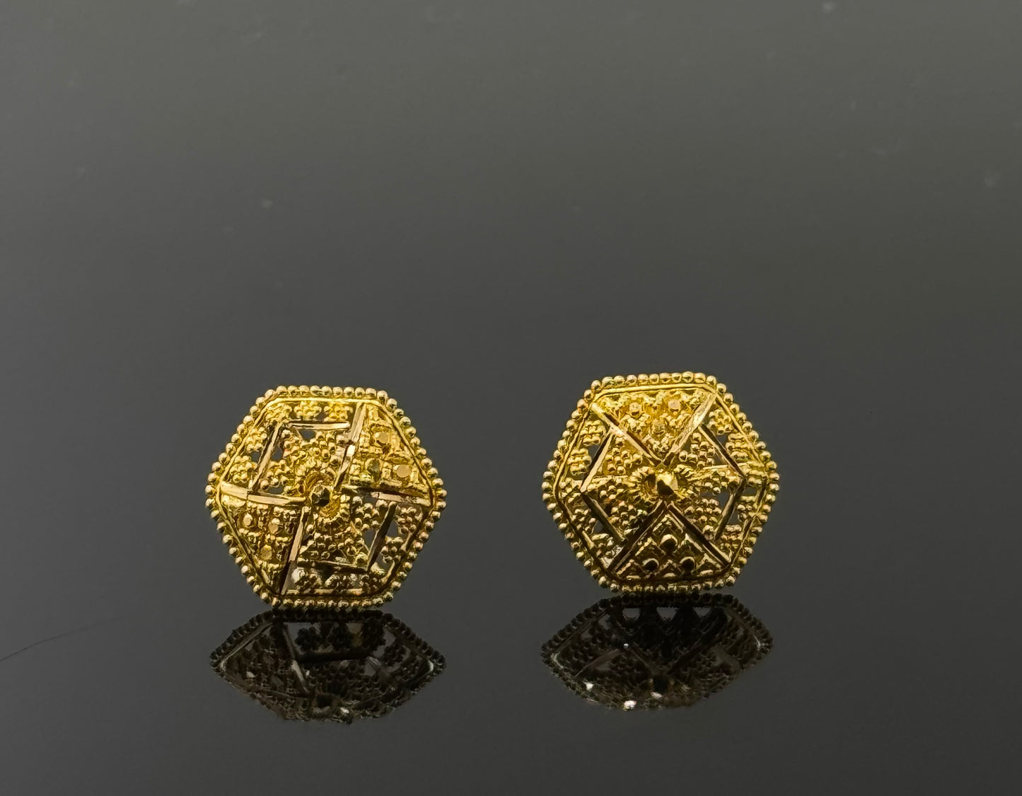 22K Solid Gold Fancy Studs ES156