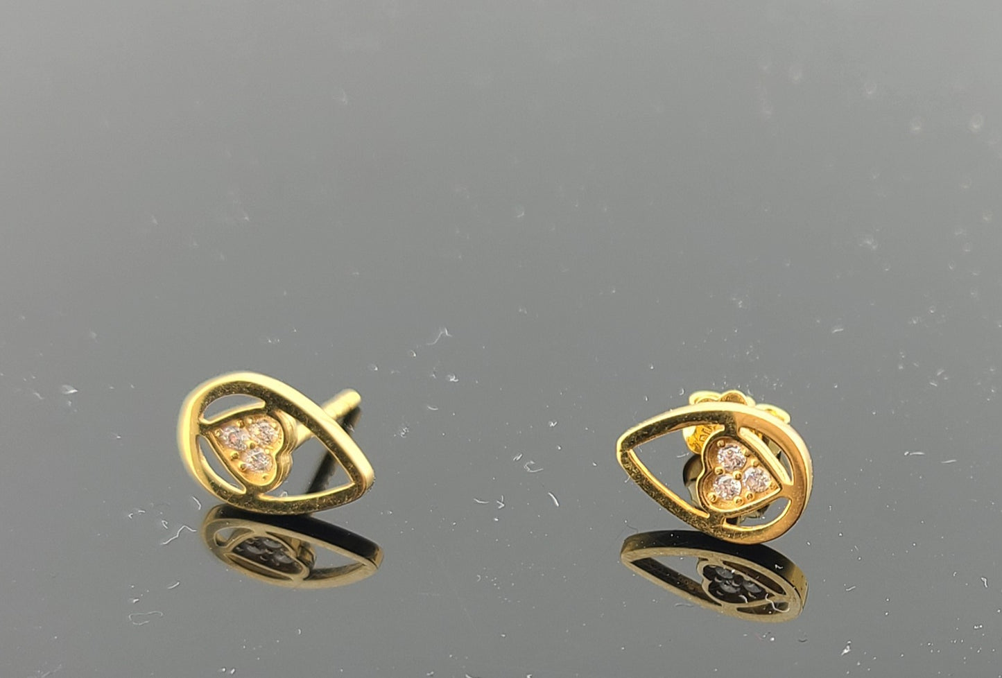 22K Solid Gold Children Studs ES1626