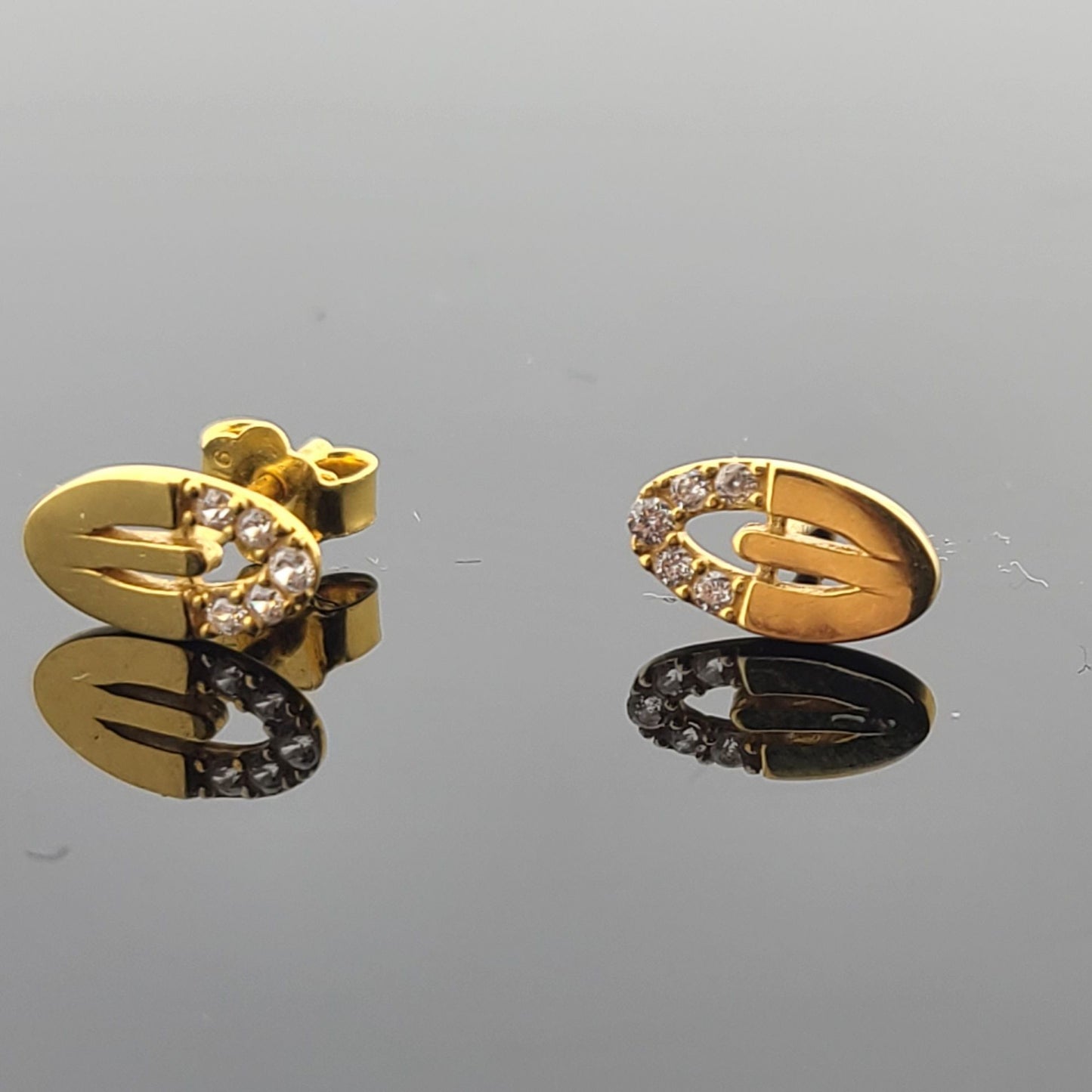 22K Solid Gold Children Studs ES1654