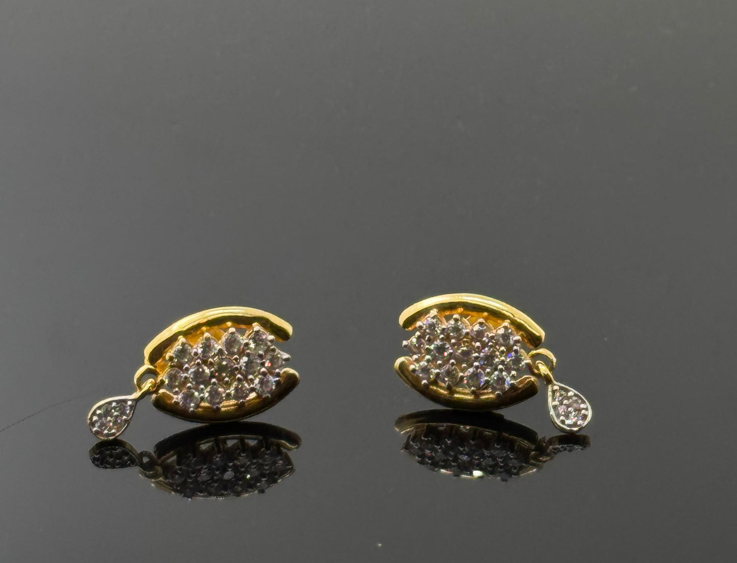 22K Solid Gold Fancy Studs ES174