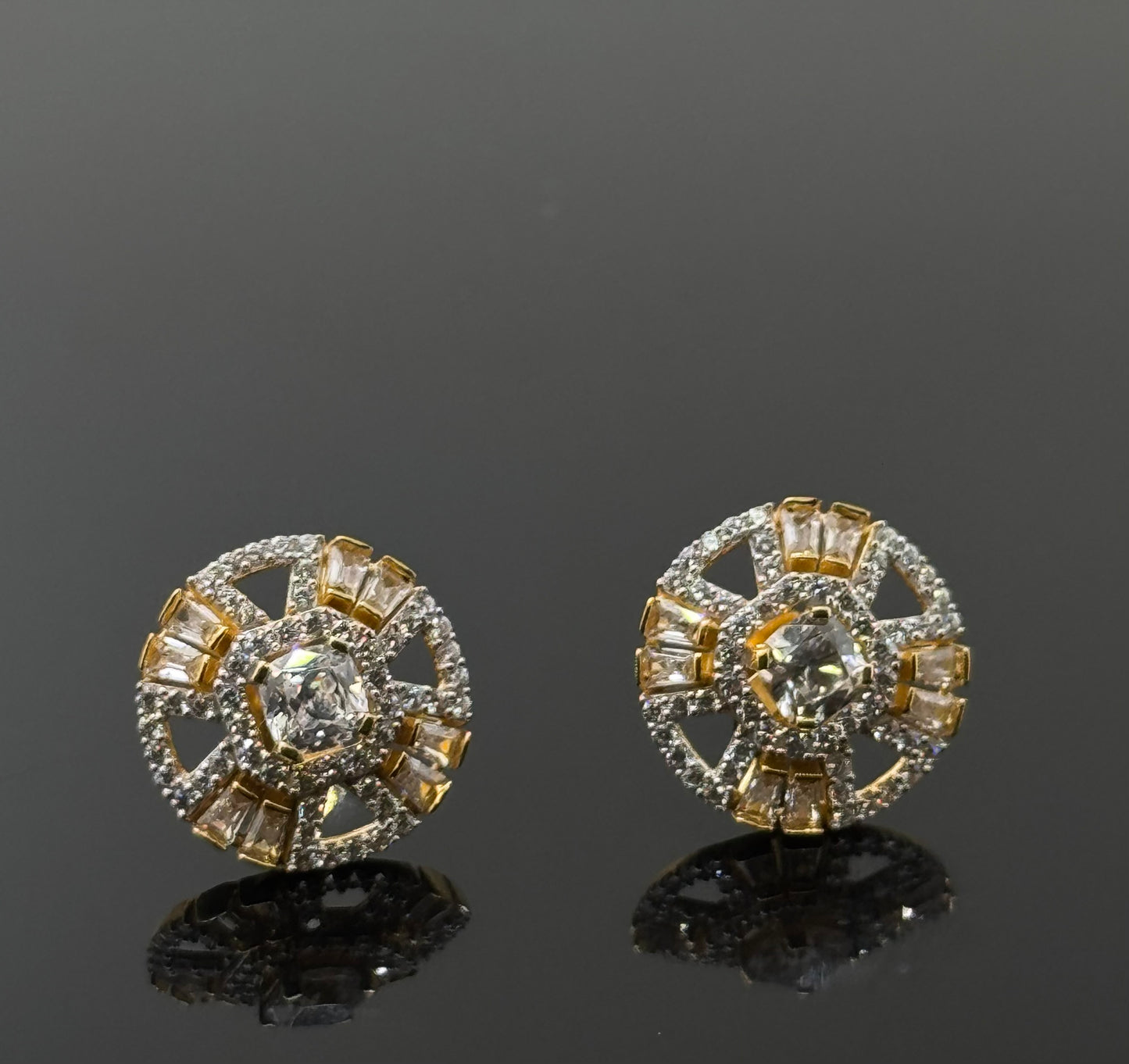 22K Solid Gold Fancy Studs ES181