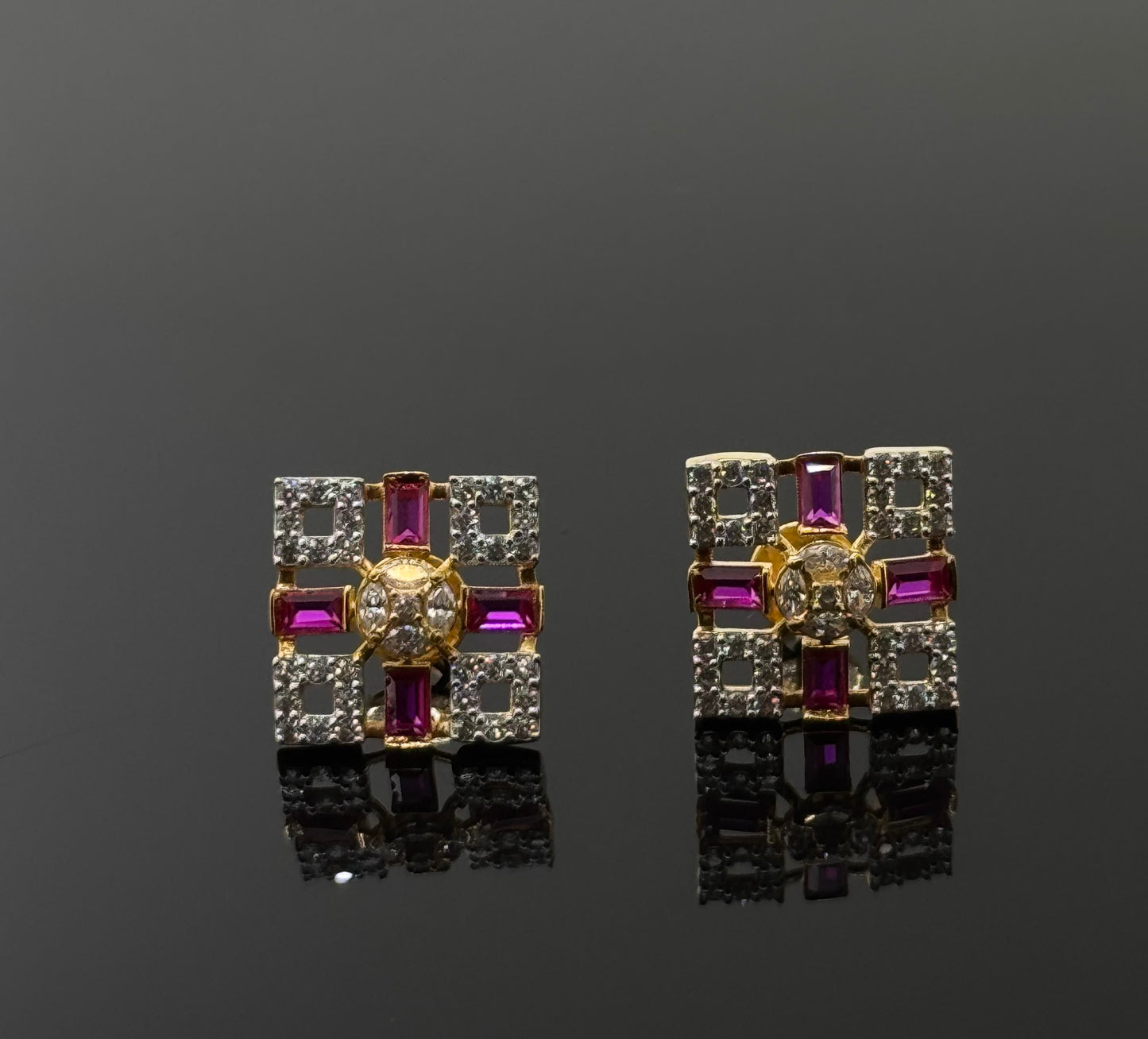 22K Solid Gold Fancy Studs ES202
