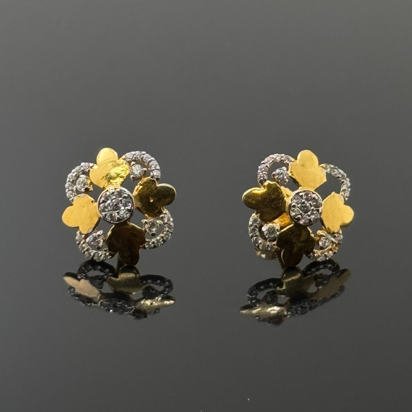 22K Solid Gold Fancy Studs ES204