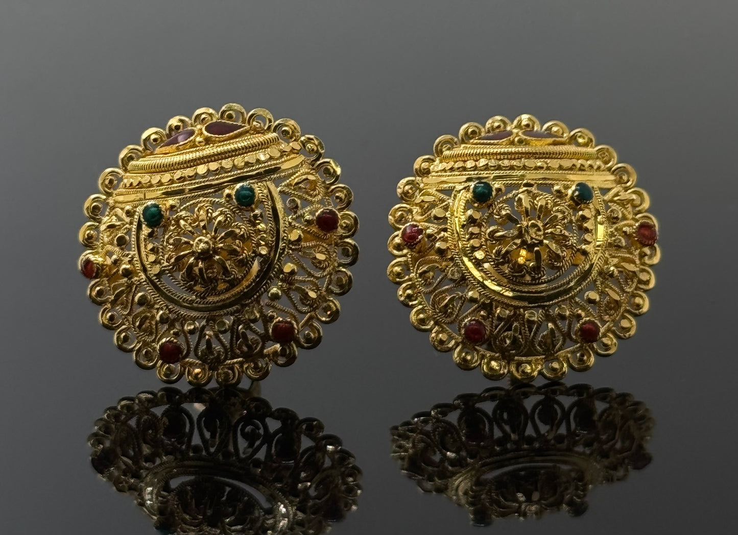 22K Solid Gold Fancy Studs ES213
