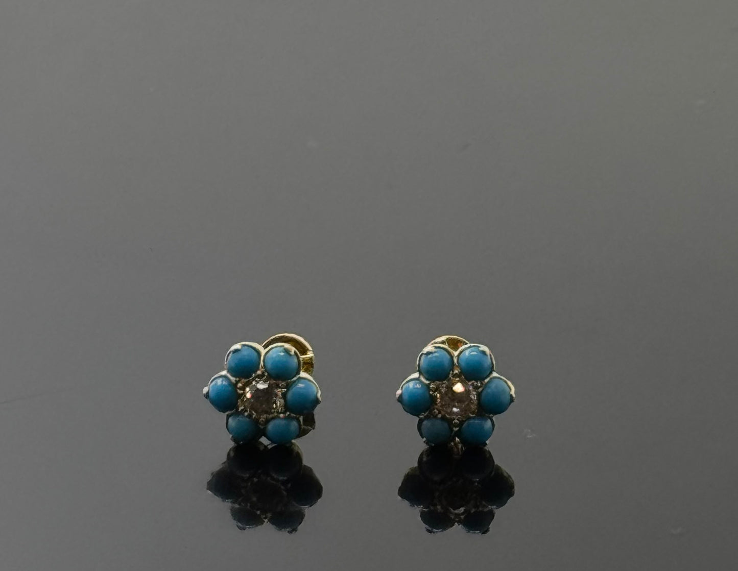 18K Solid Gold Fancy Studs ES255