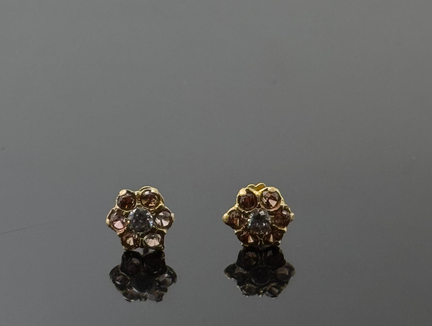 18K Solid Gold Fancy Studs ES263