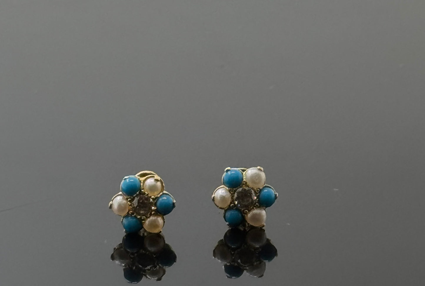 18K Solid Gold Fancy Studs ES268