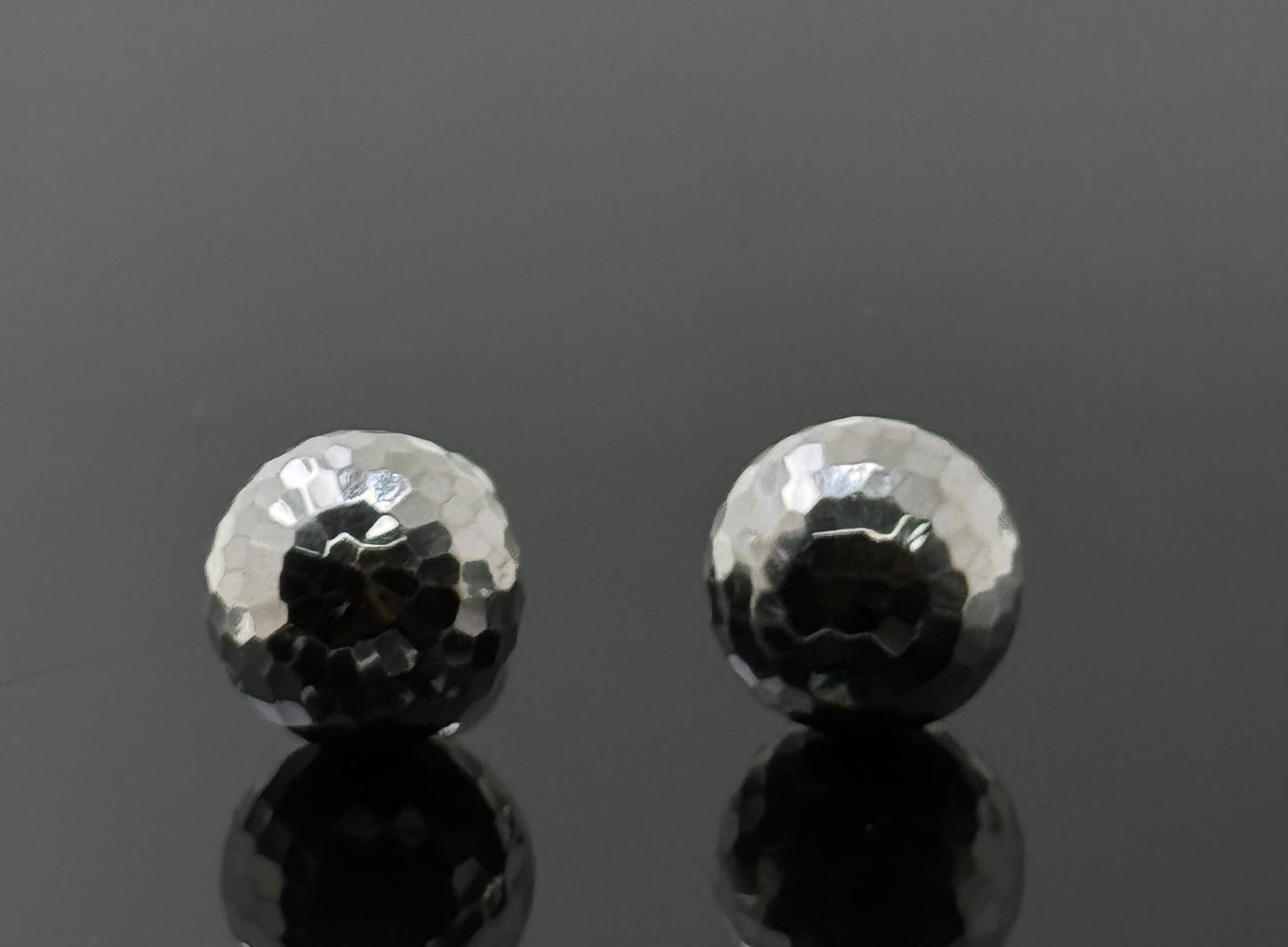 18K Solid Gold Fancy Studs ES271