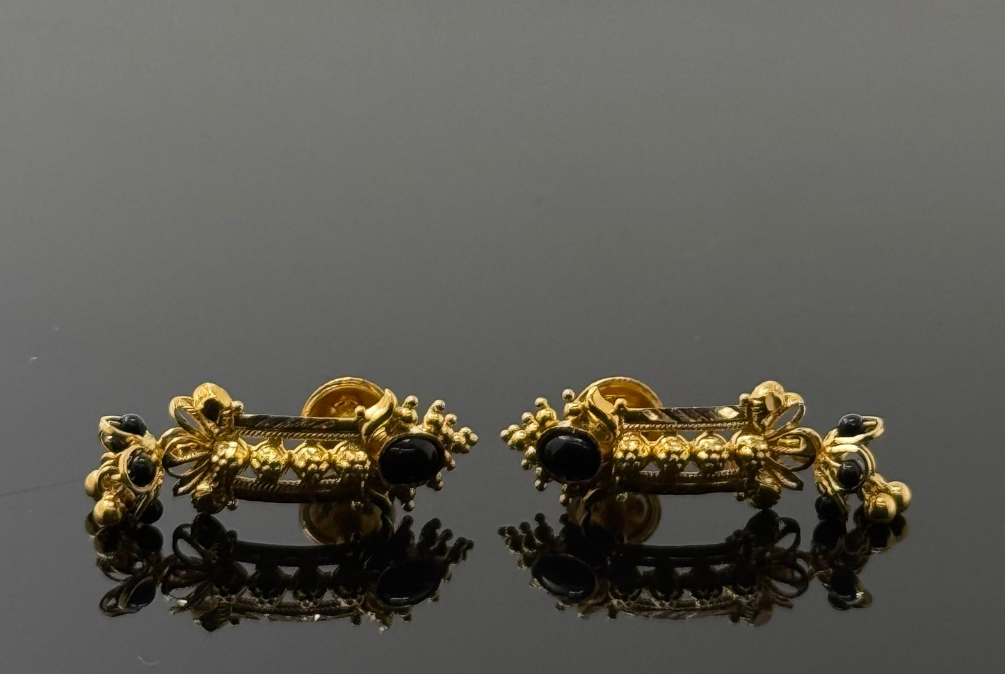 22K Solid Gold Fancy Studs ES277