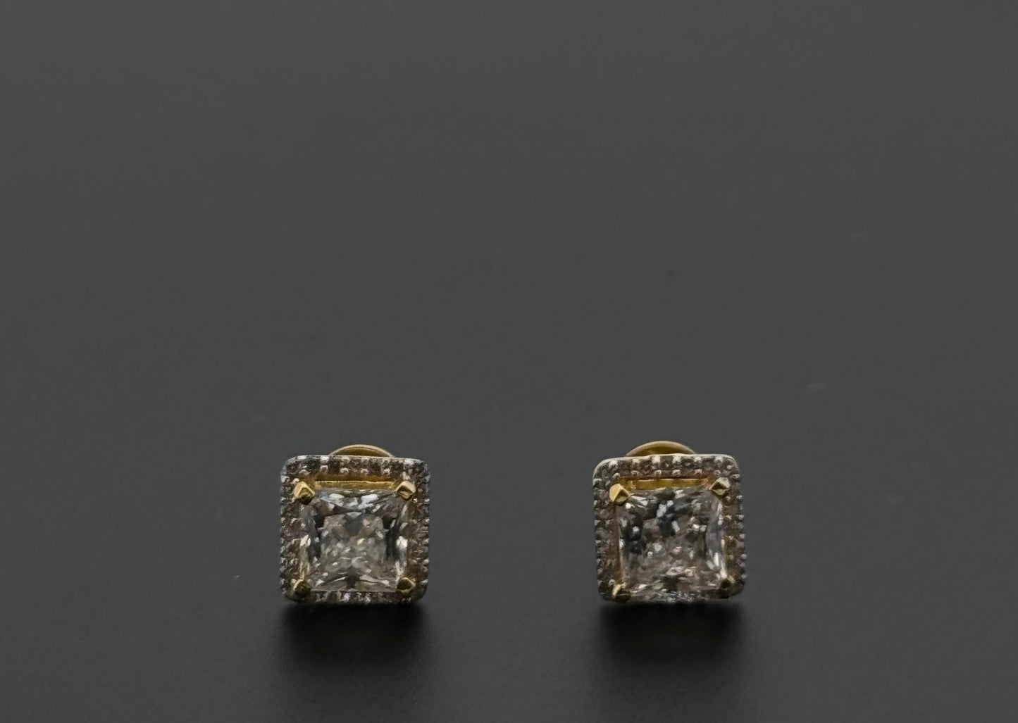 22K Solid Gold Fancy Studs ES341