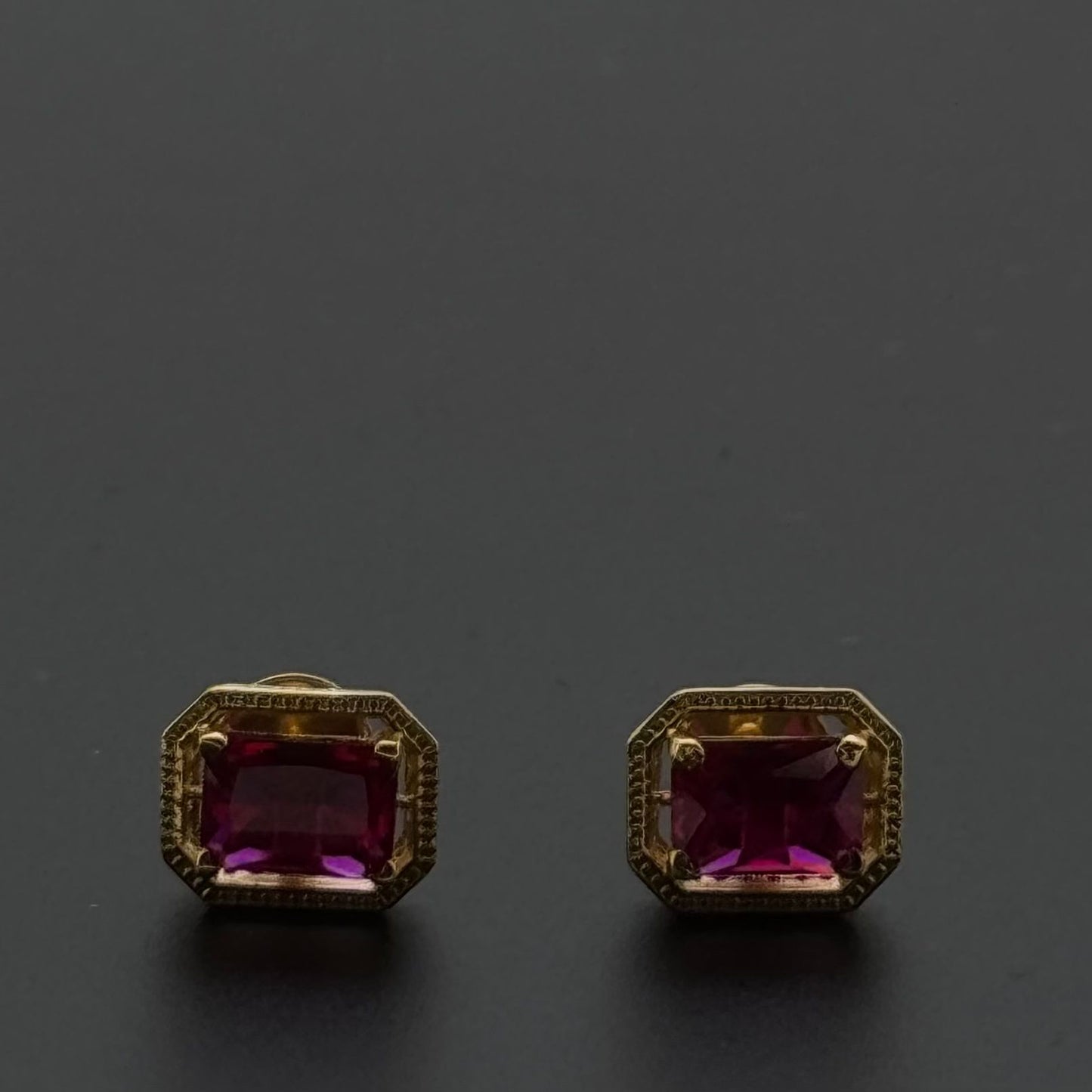 22K Solid Gold Fancy Studs ES344