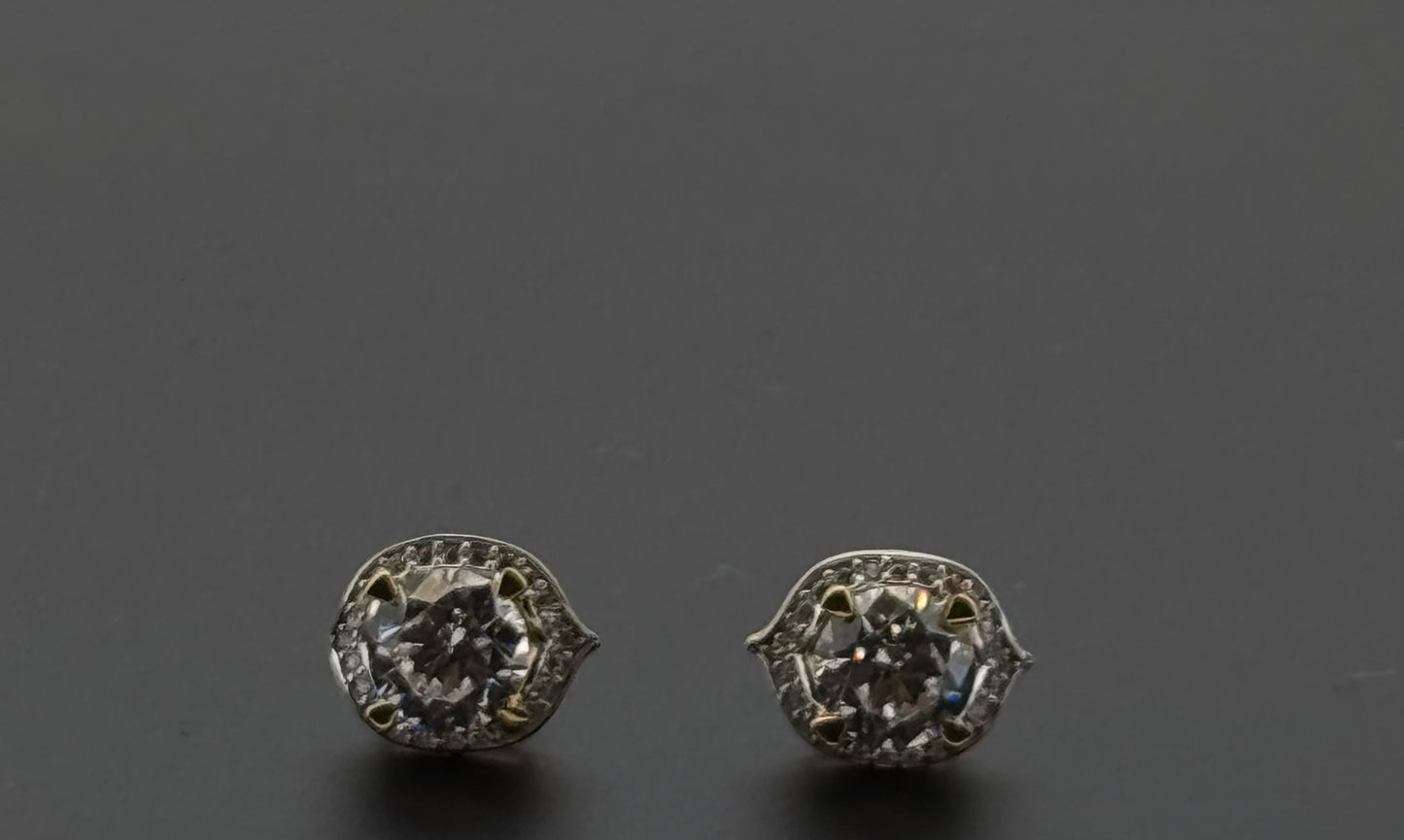 22K Solid Gold Fancy Studs ES353