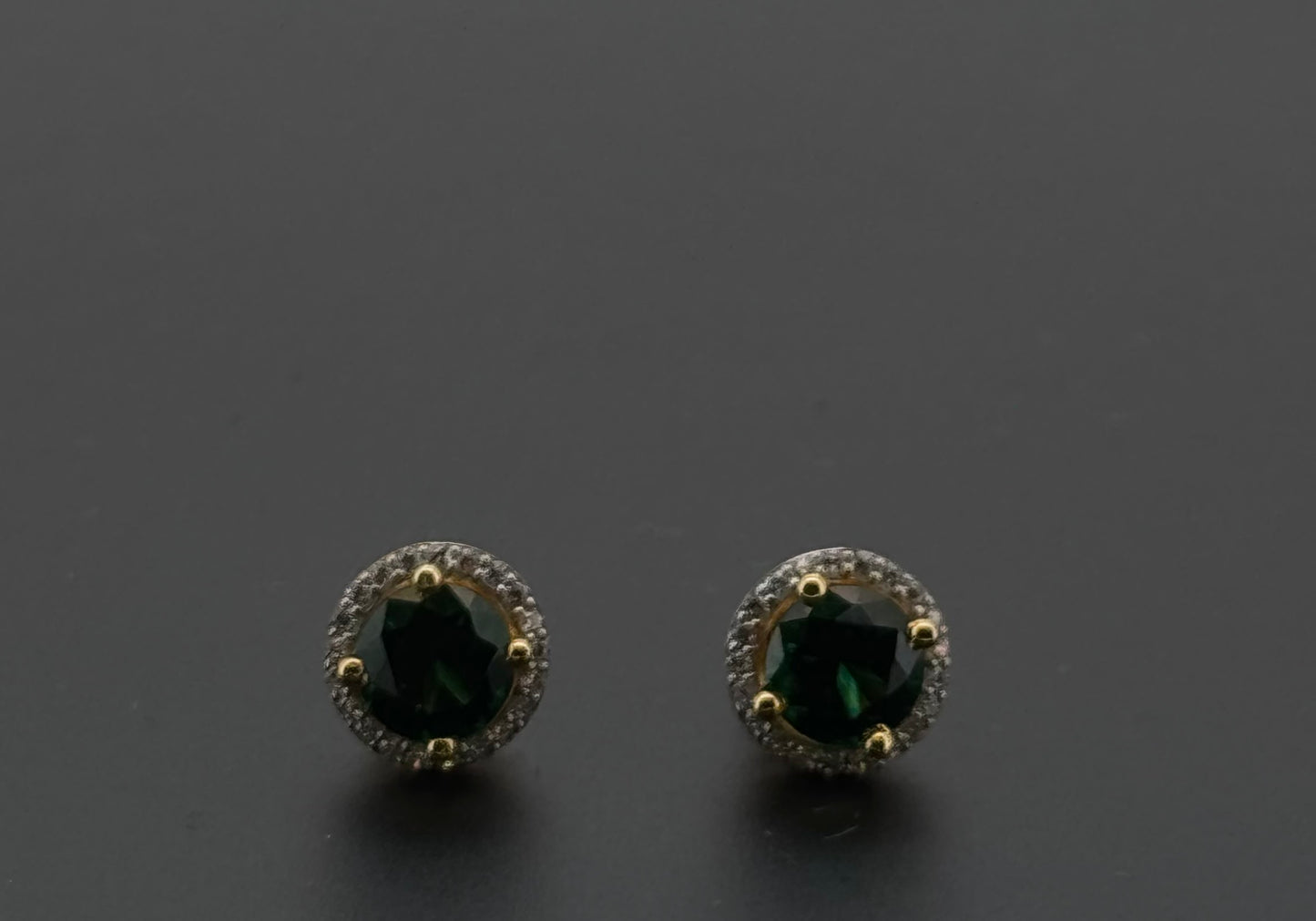 22K Solid Gold Fancy Studs ES356
