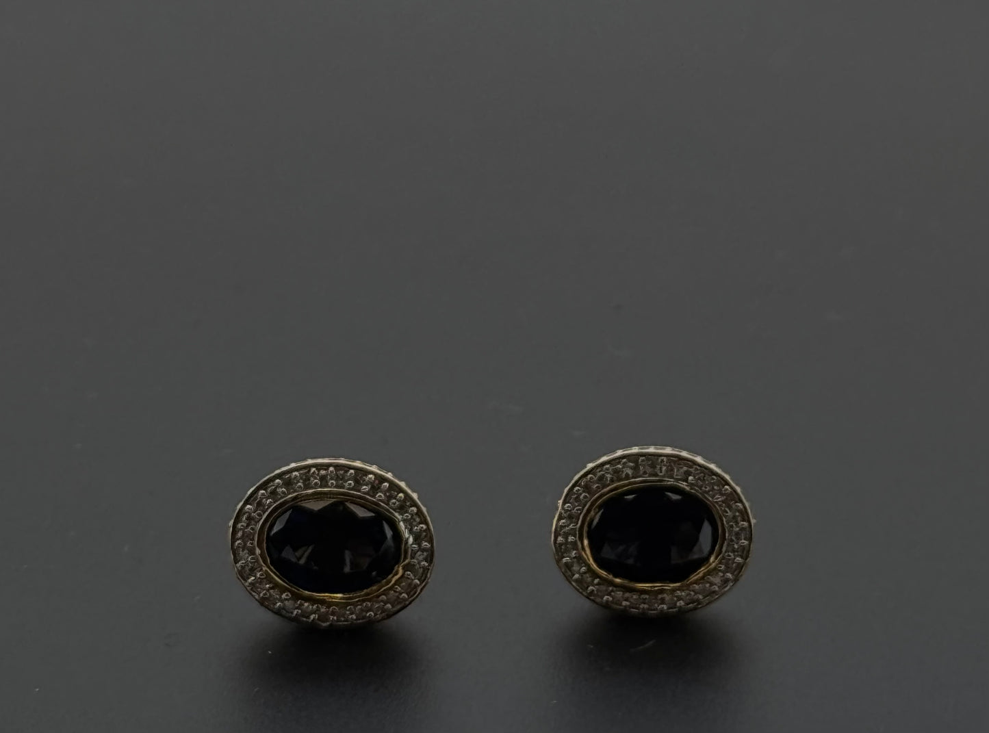 22K Solid Gold Fancy Studs ES357