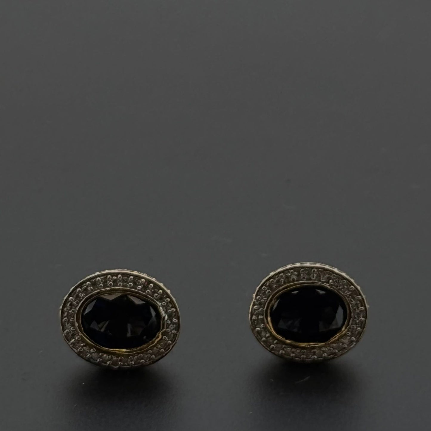 22K Solid Gold Fancy Studs ES357