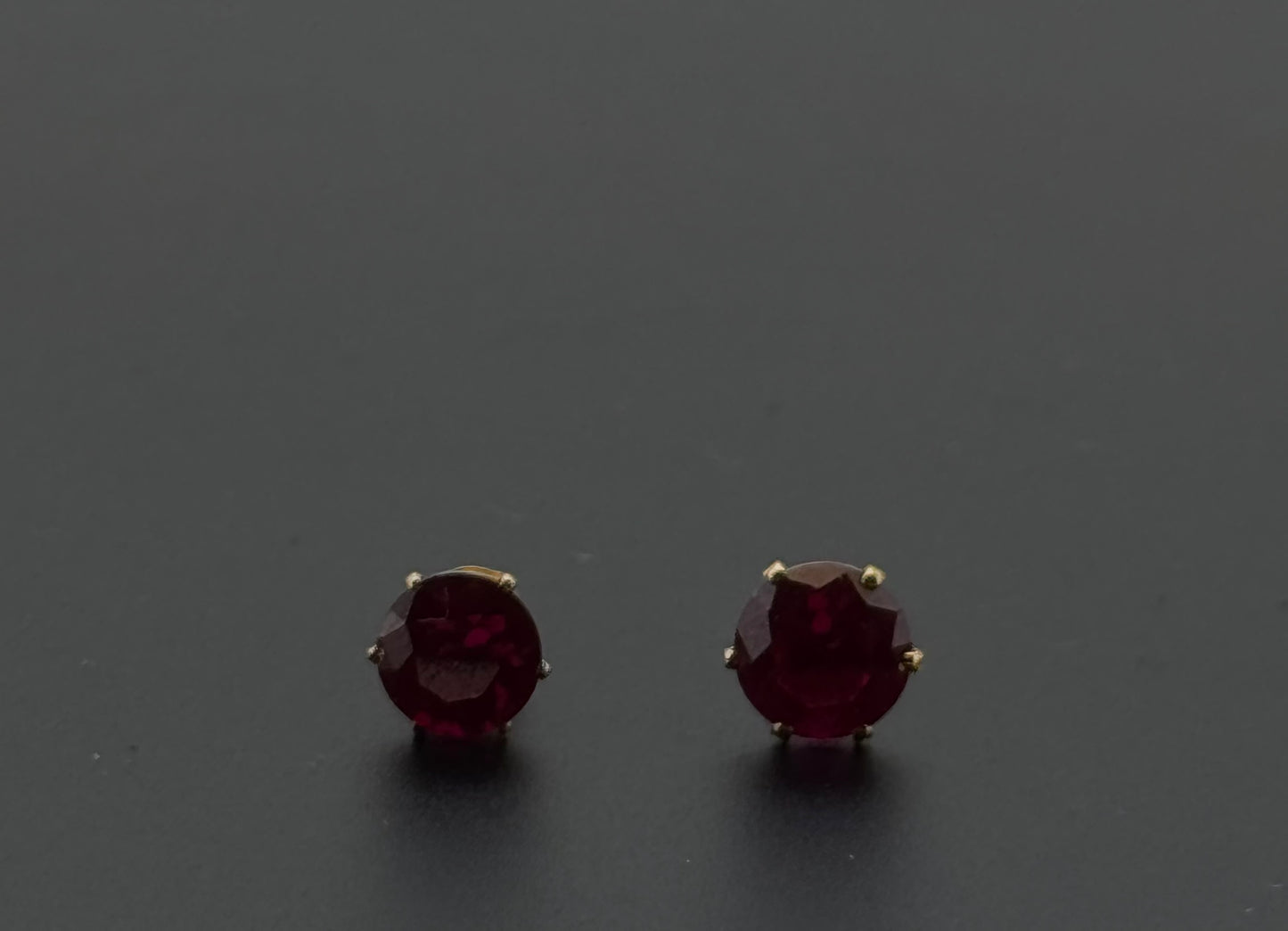 18K Solid Gold Fancy Studs ES368