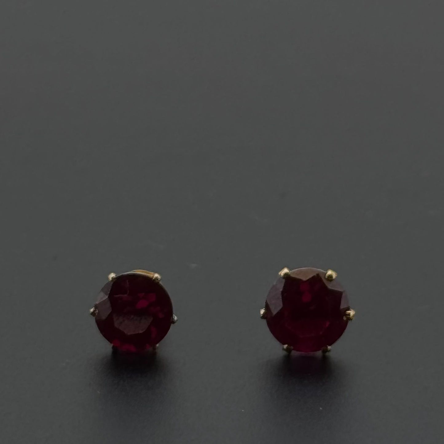 18K Solid Gold Fancy Studs ES368