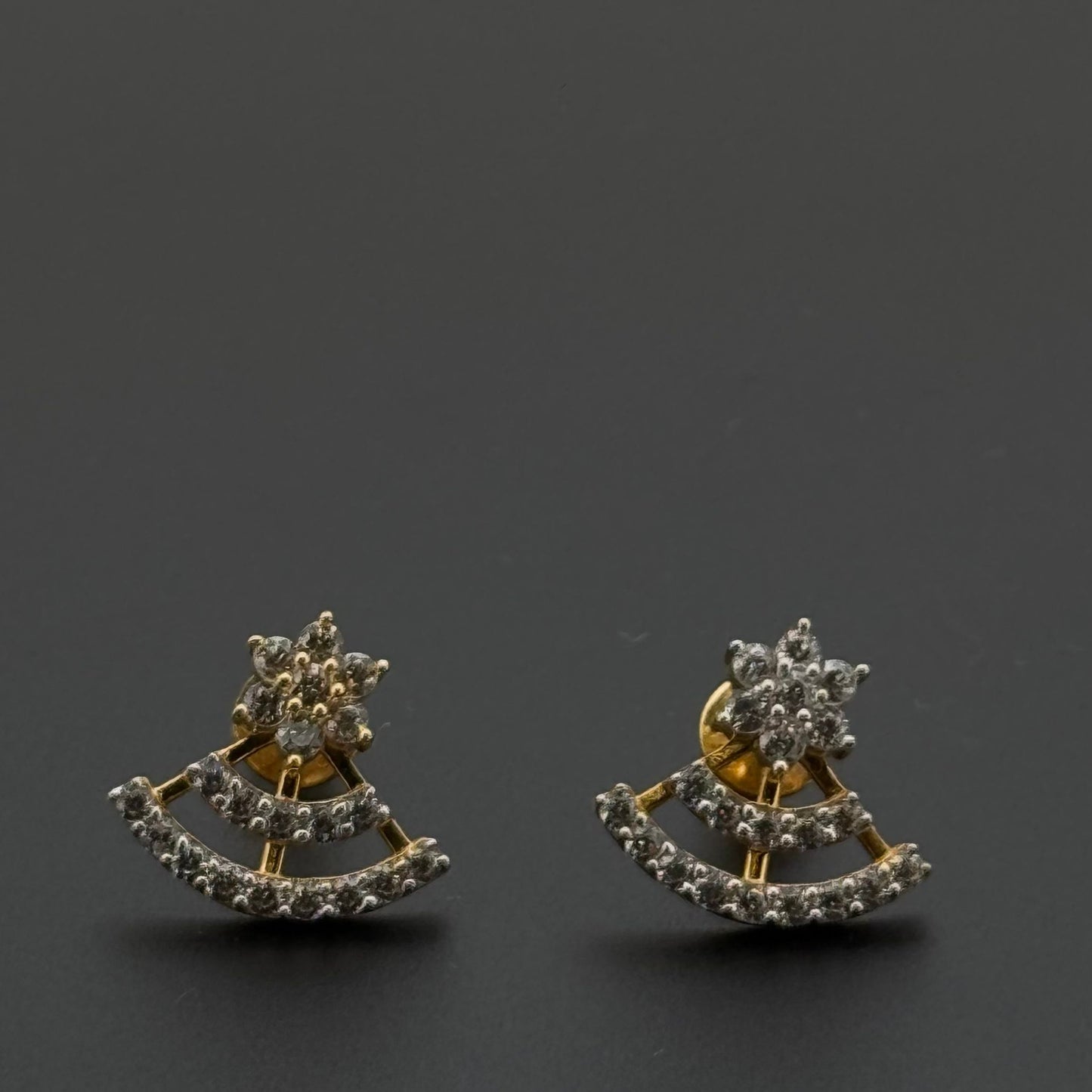22K Solid Gold Fancy Studs ES369