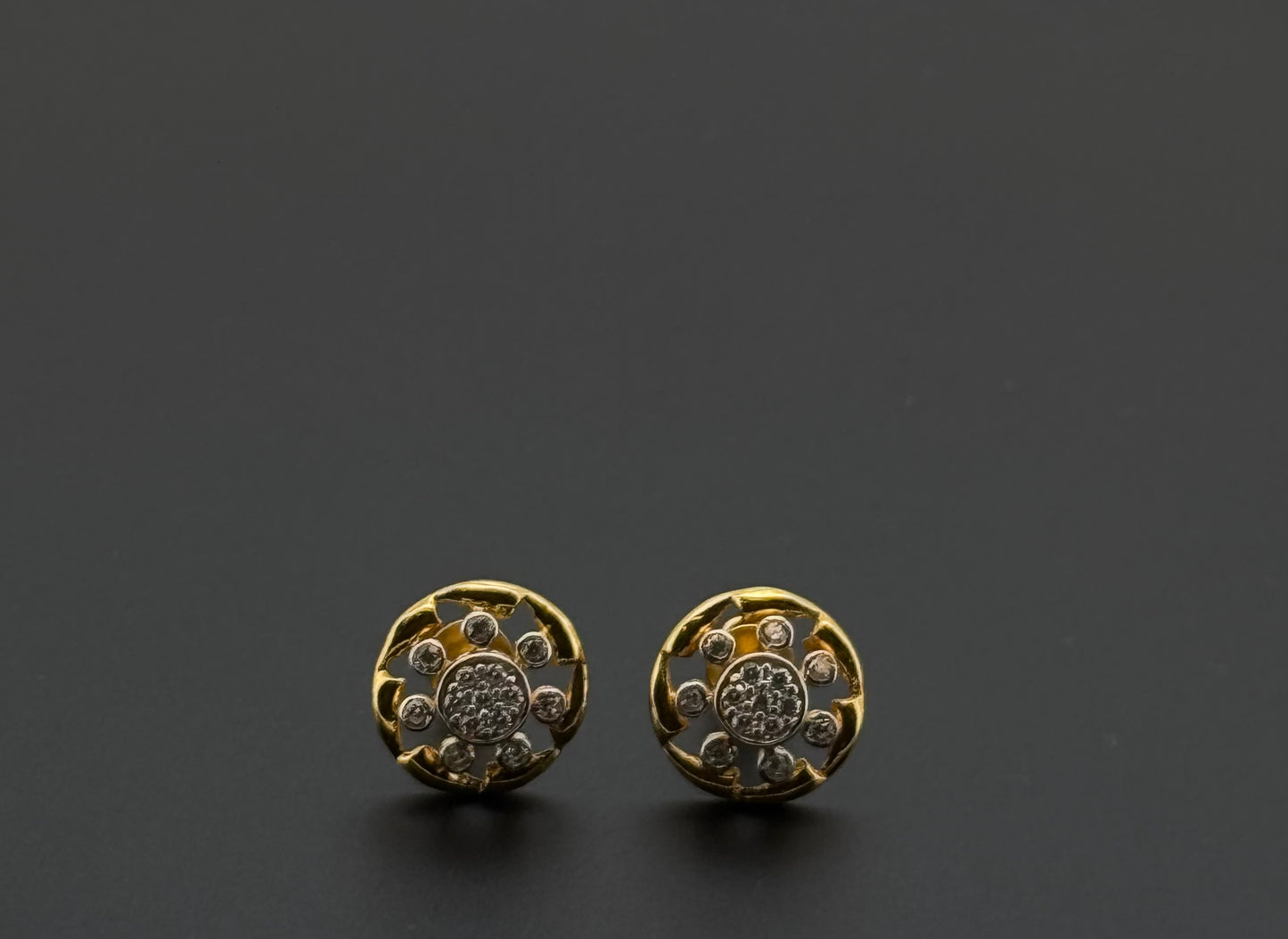 22K Solid Gold Fancy Studs ES370