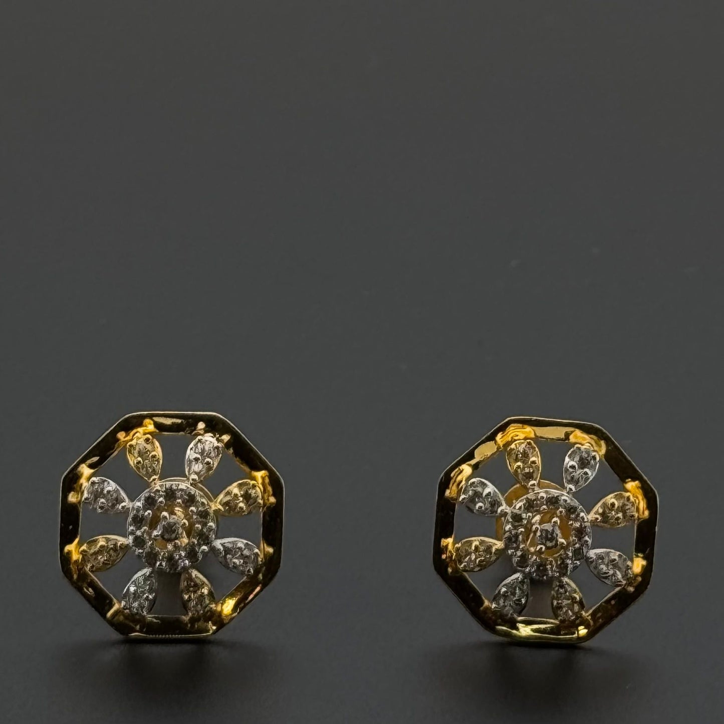 22K Solid Gold Fancy Studs ES371