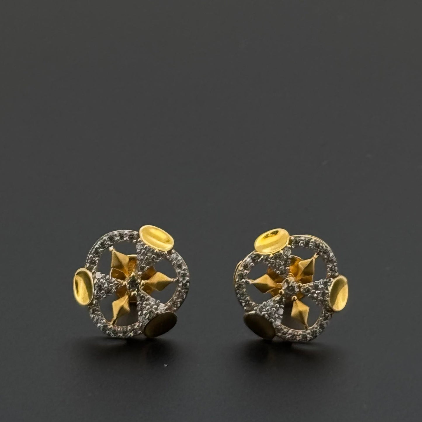 22K Solid Gold Fancy Studs ES372