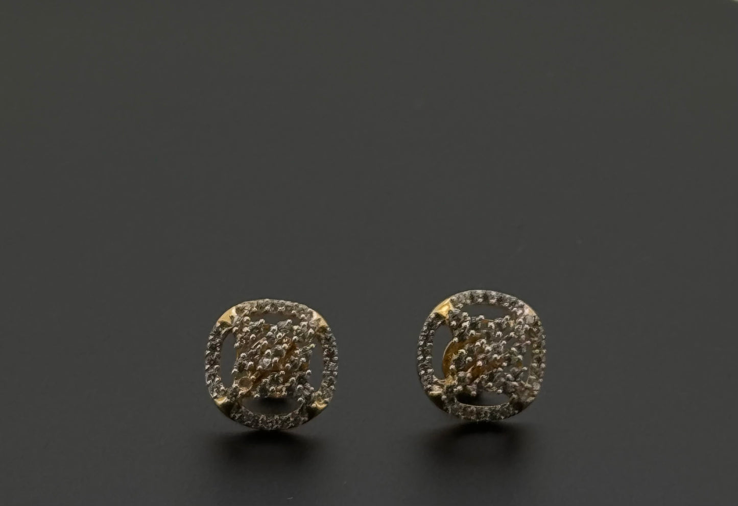 22K Solid Gold Fancy Studs ES379
