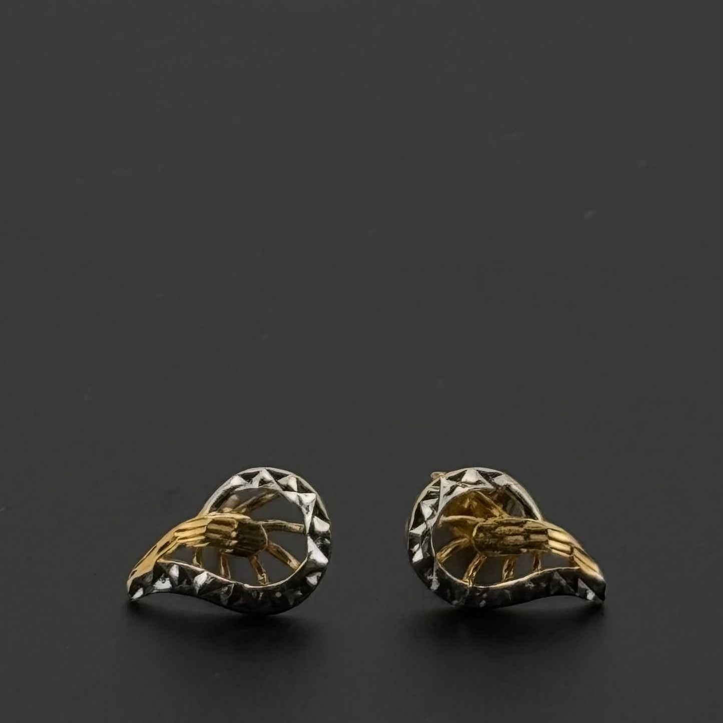 22K Solid Gold Fancy Studs ES408