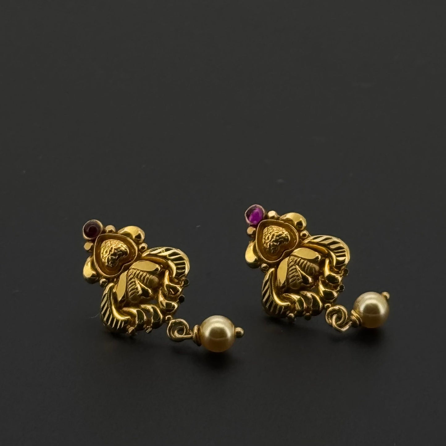 22K Solid Gold Fancy Studs ES469
