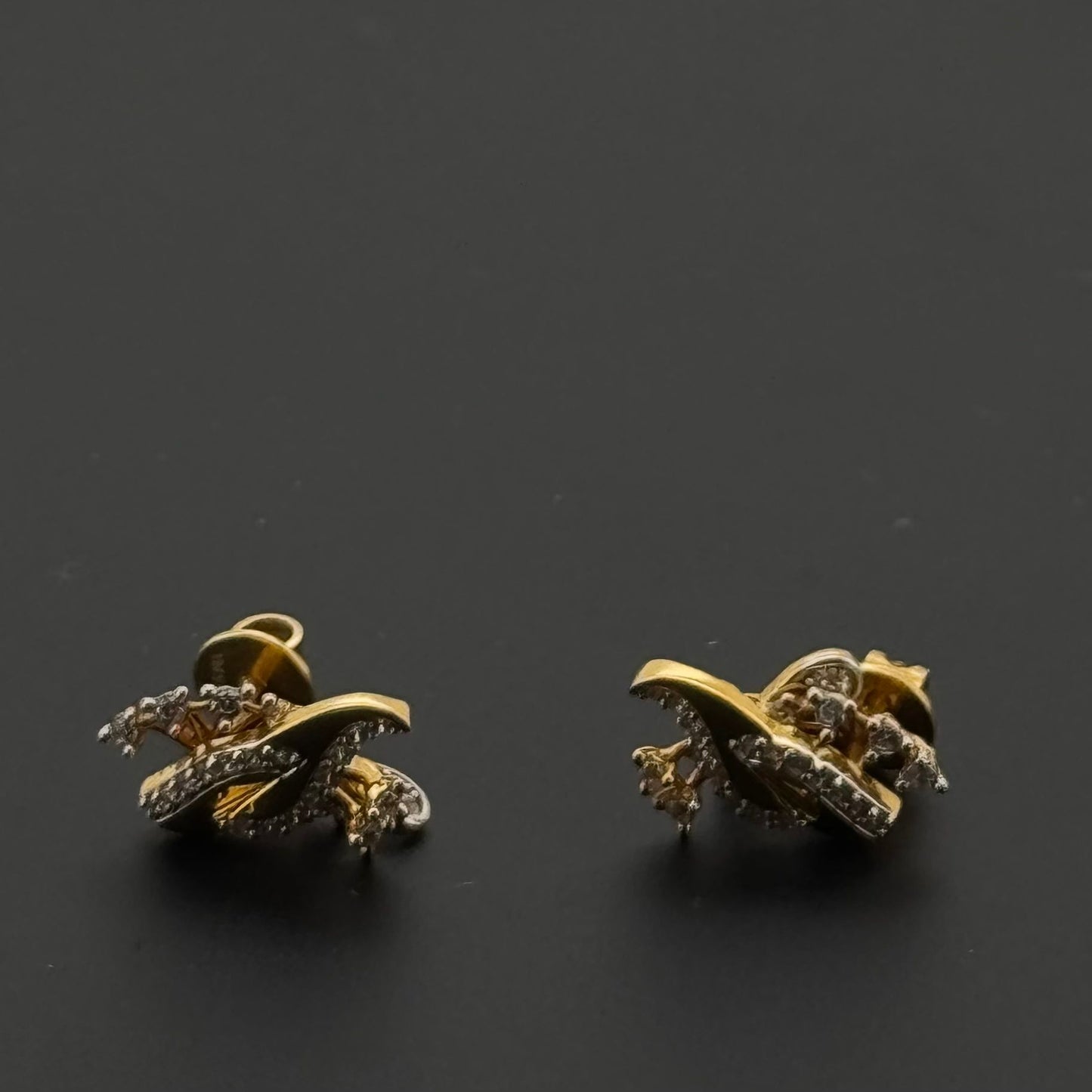 22K Solid Gold Fancy Studs ES475