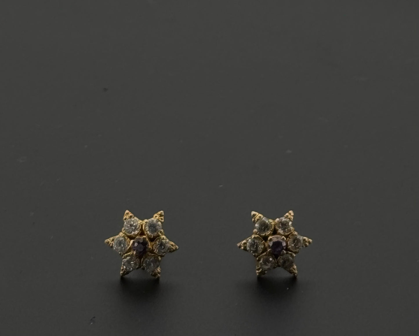 18K Solid Gold Fancy Studs ES482