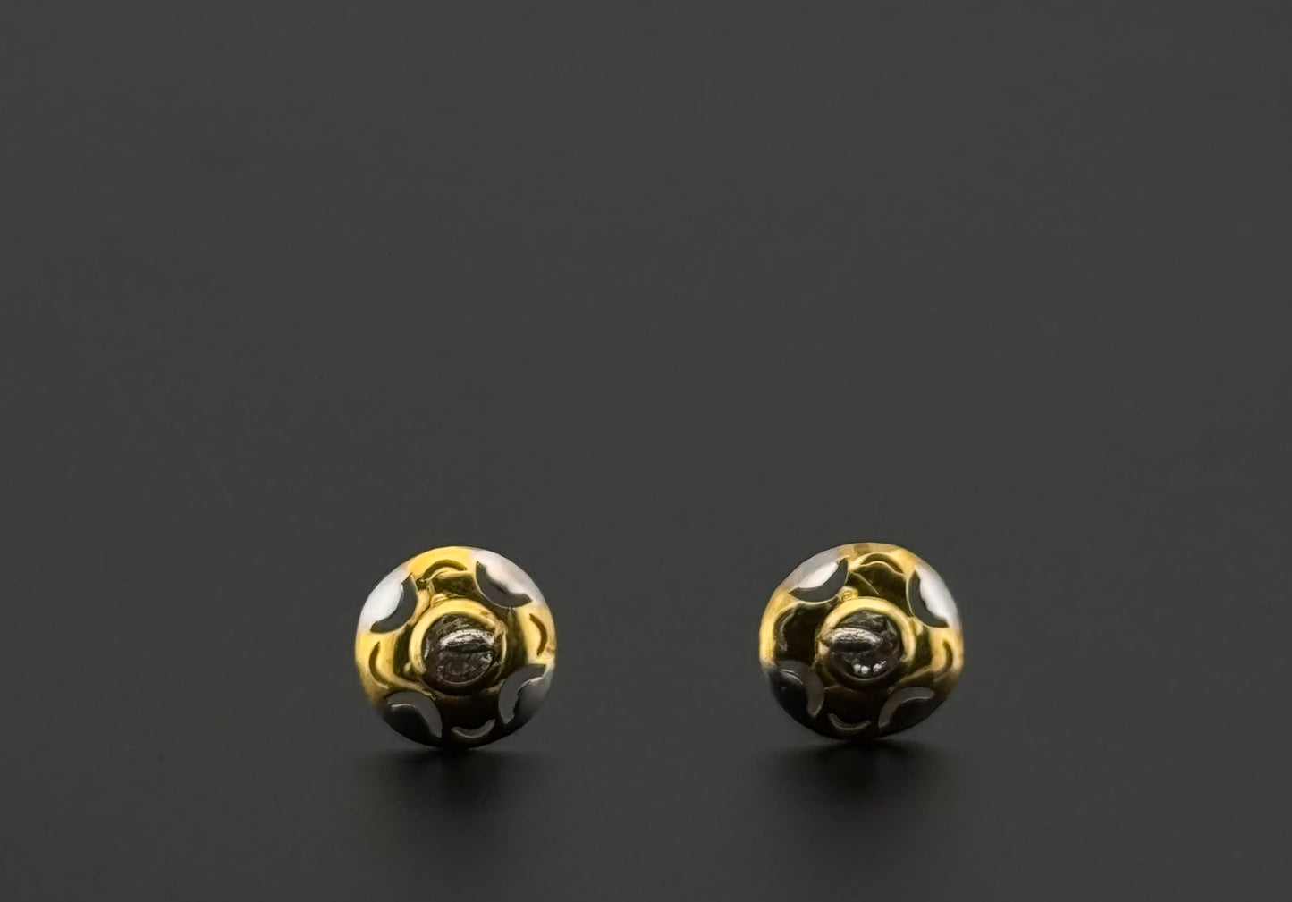 18K Solid Gold Fancy Studs ES483