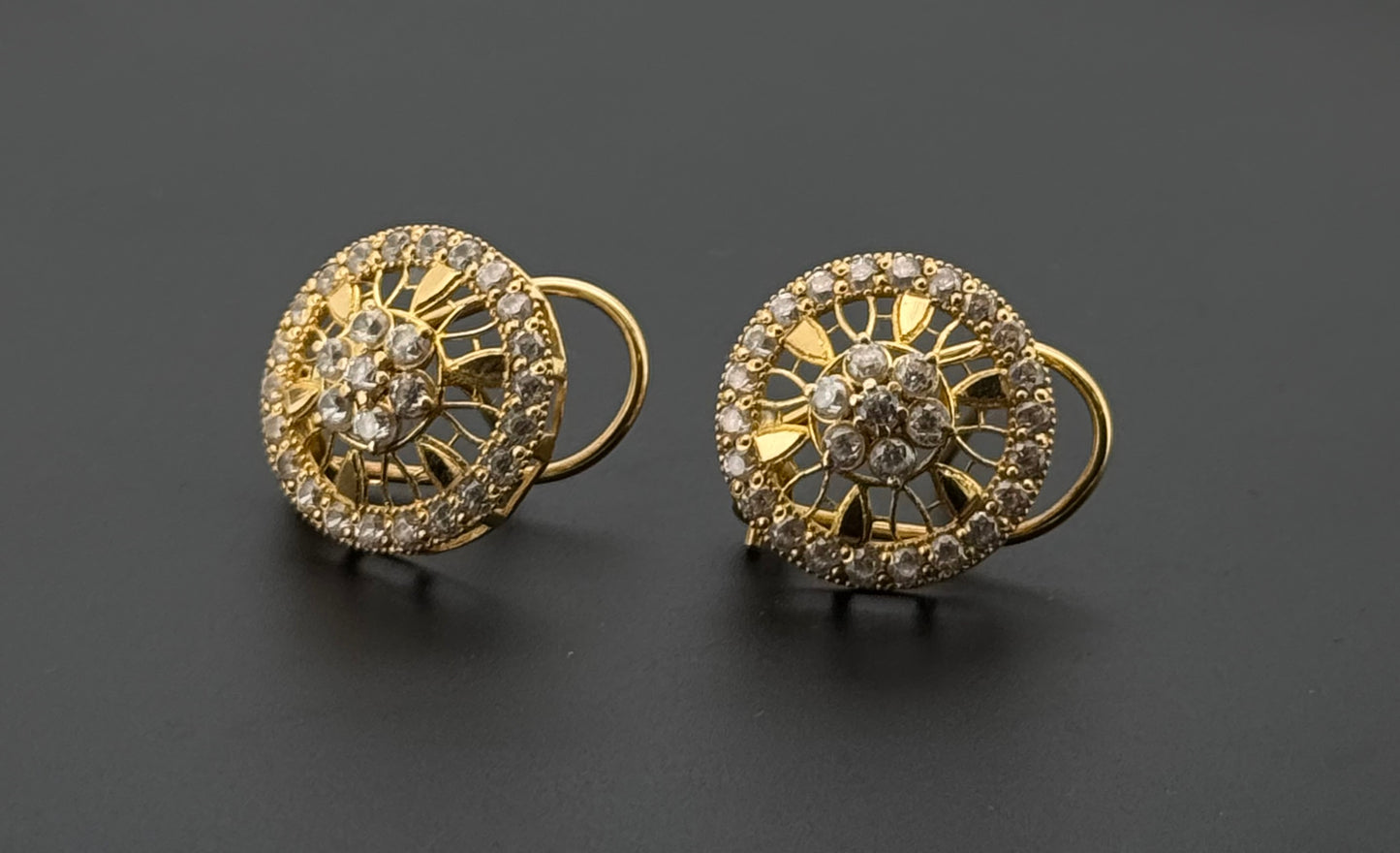 22K Solid Gold Fancy Studs ES494