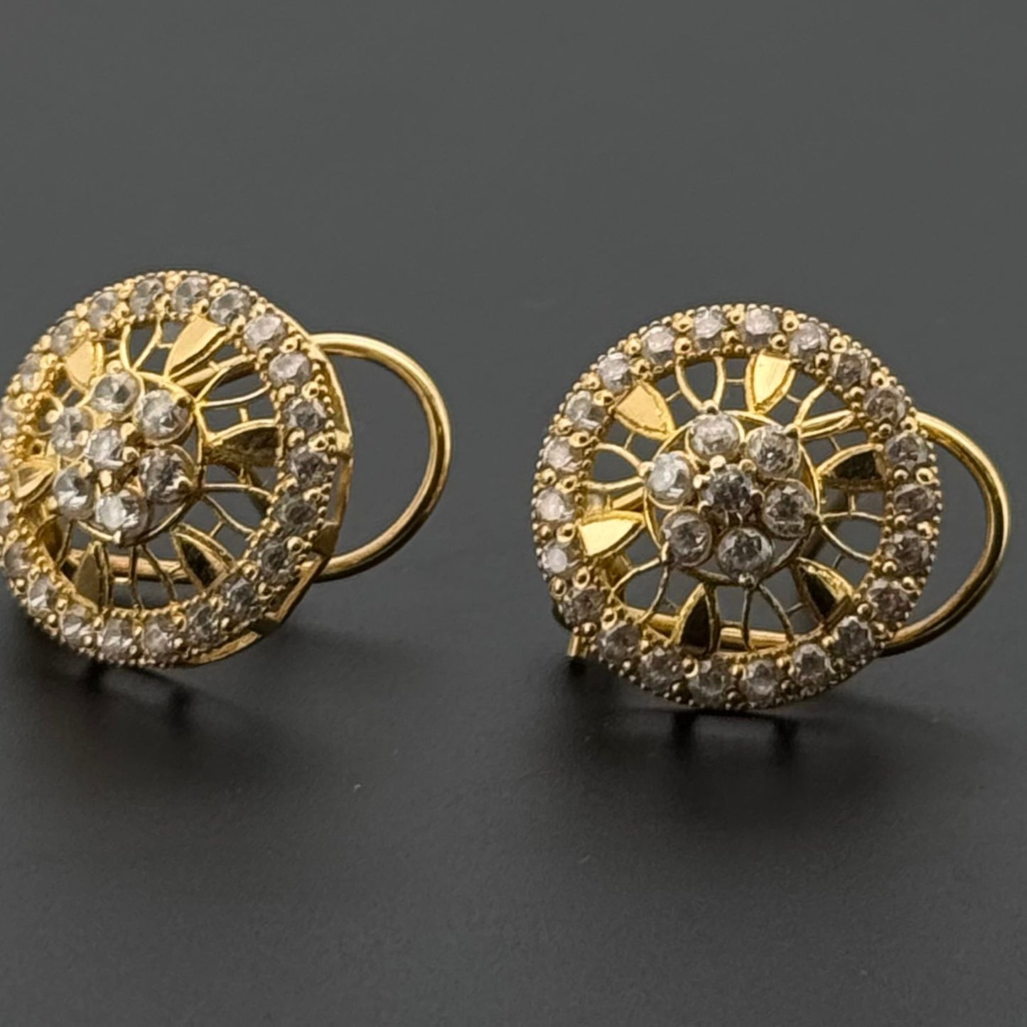 22K Solid Gold Fancy Studs ES494