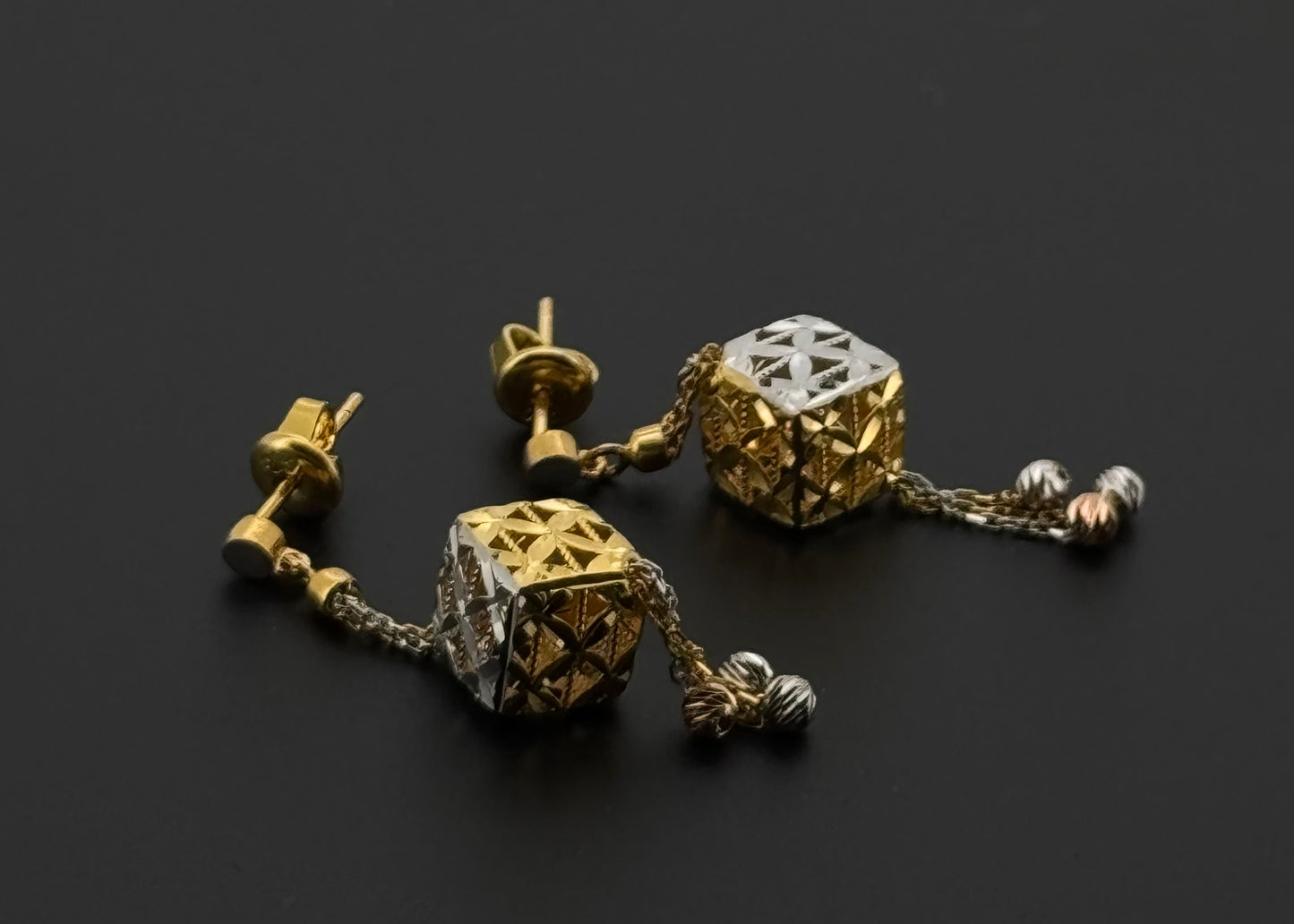 22K Solid Gold Fancy Studs ES502