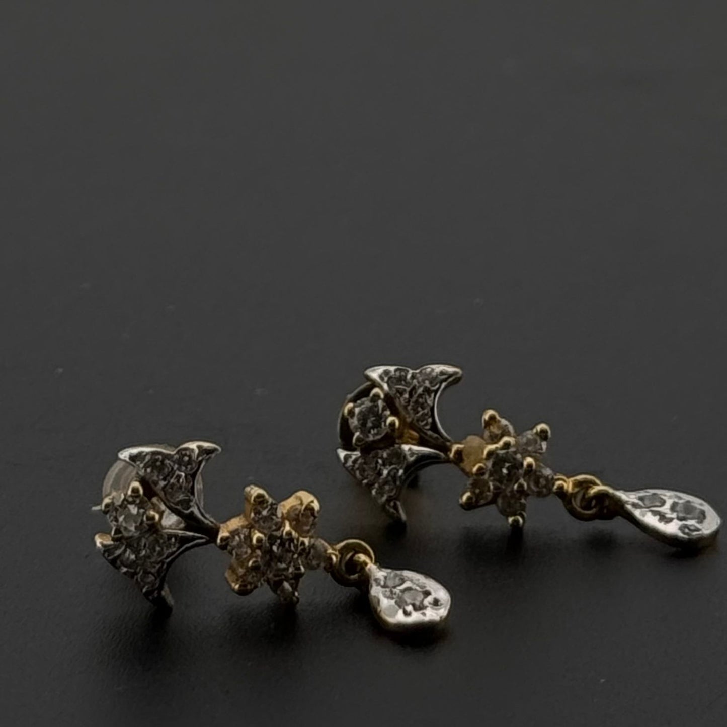 22K Solid Gold Fancy Studs ES514