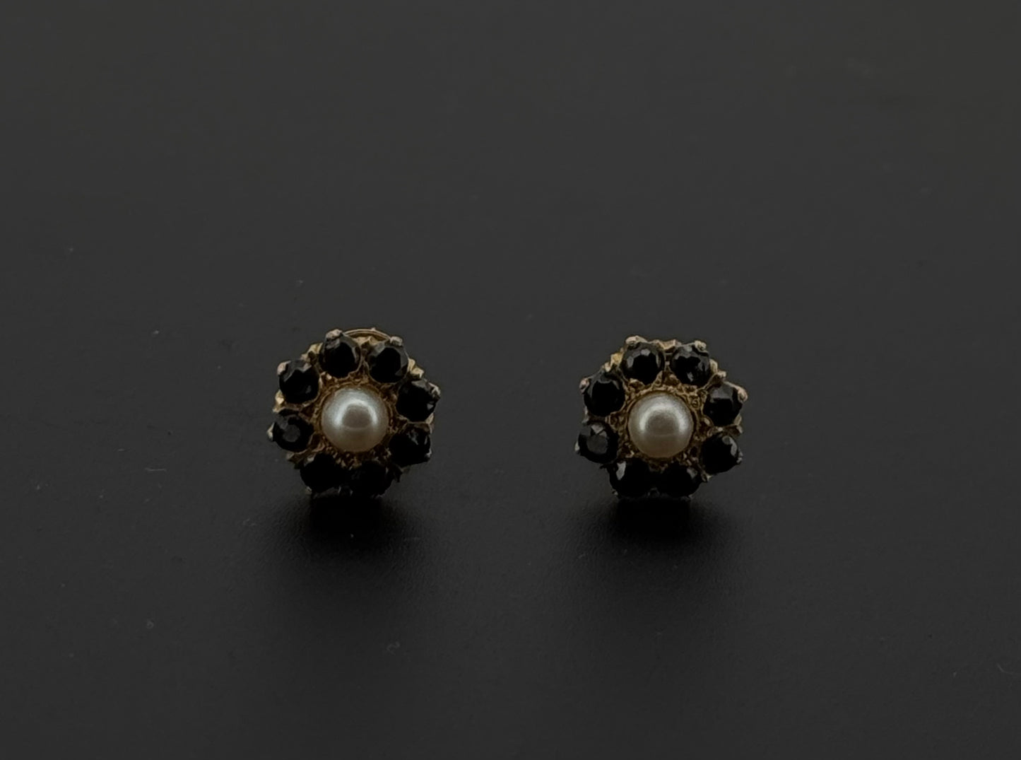 18K Solid Gold Fancy Studs ES528