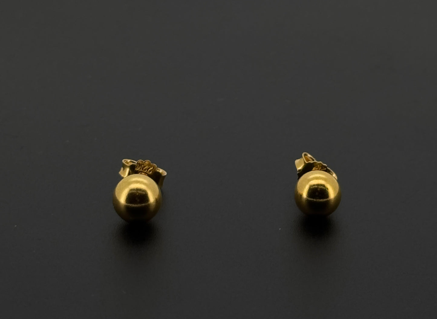 22K Solid Gold Fancy Studs ES536