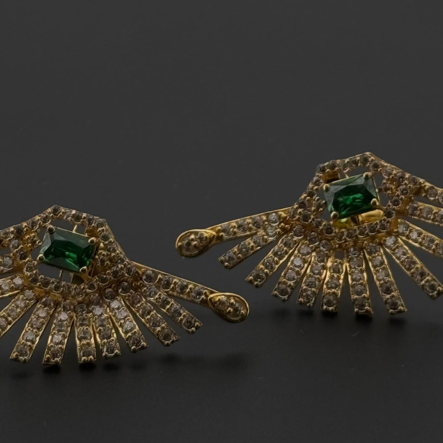 22K Solid Gold Fancy Studs ES611