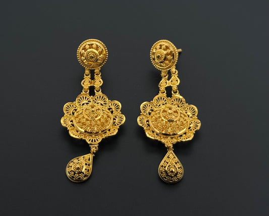 22K Solid Gold Fancy Studs ES645