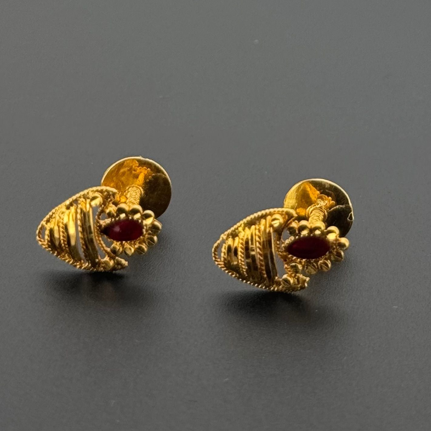 18K Solid Gold Fancy Studs ES653