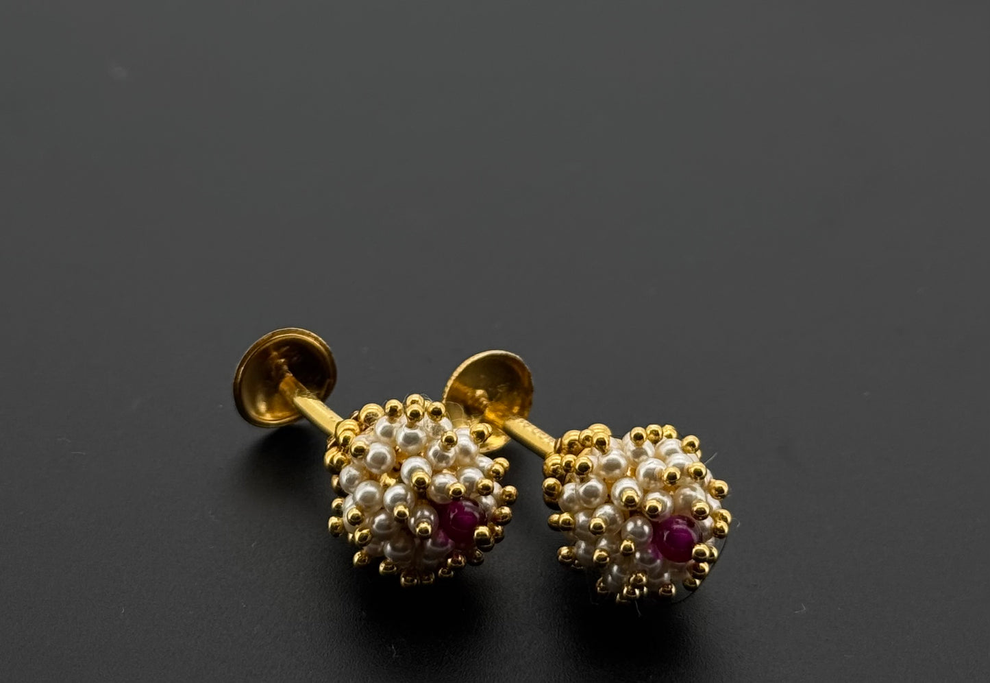 22K Solid Gold Fancy Studs ES654