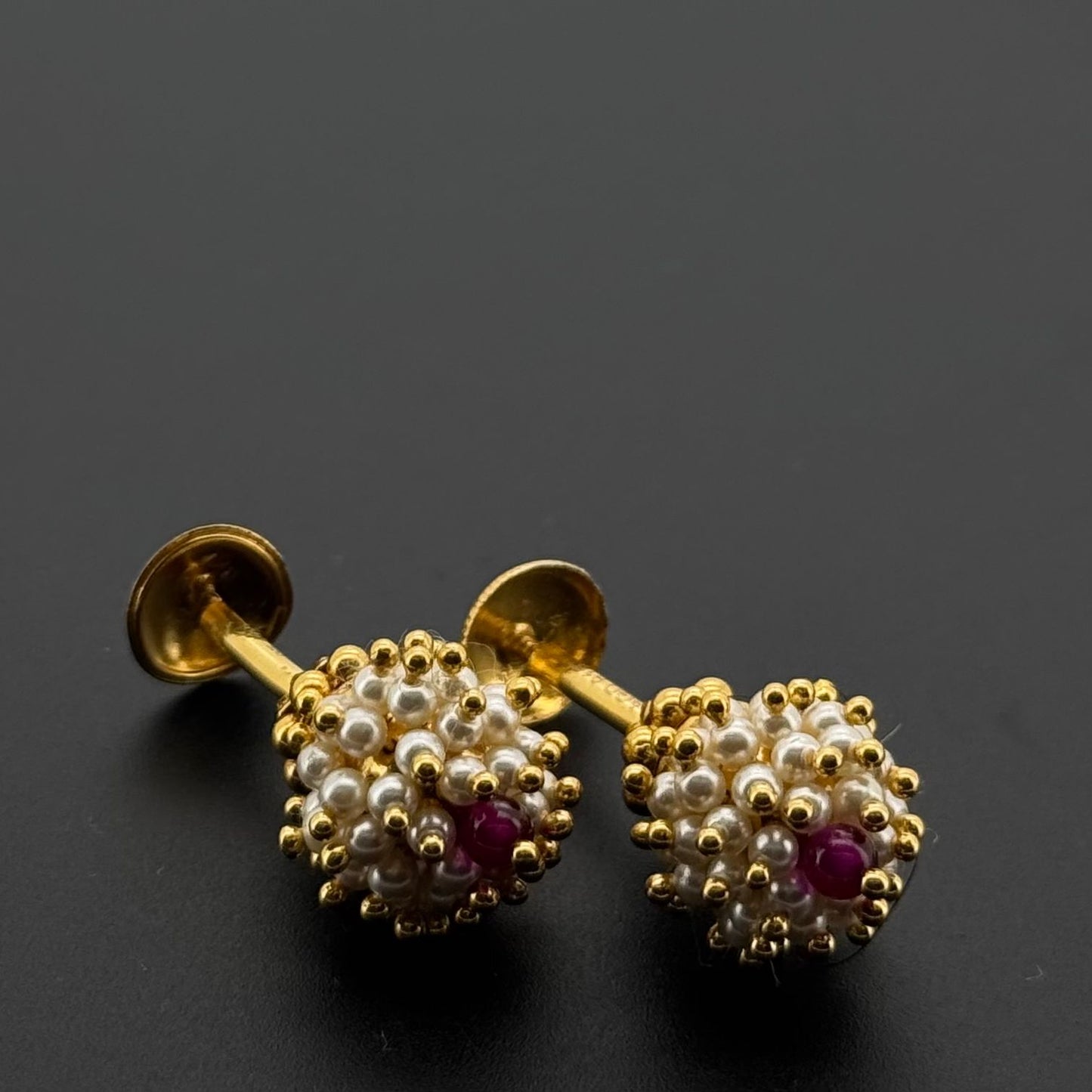 22K Solid Gold Fancy Studs ES654