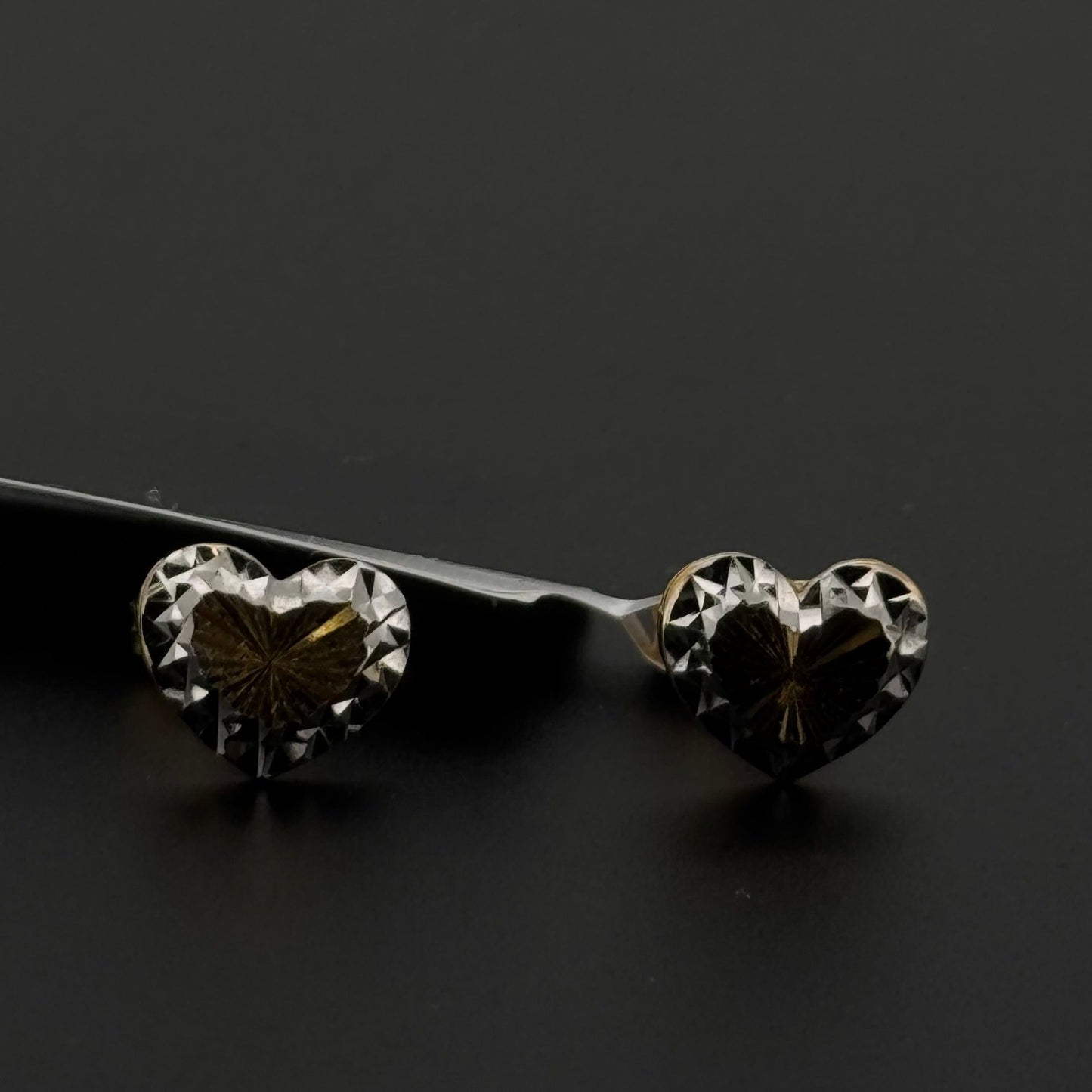 22K Solid Gold Fancy Studs ES662