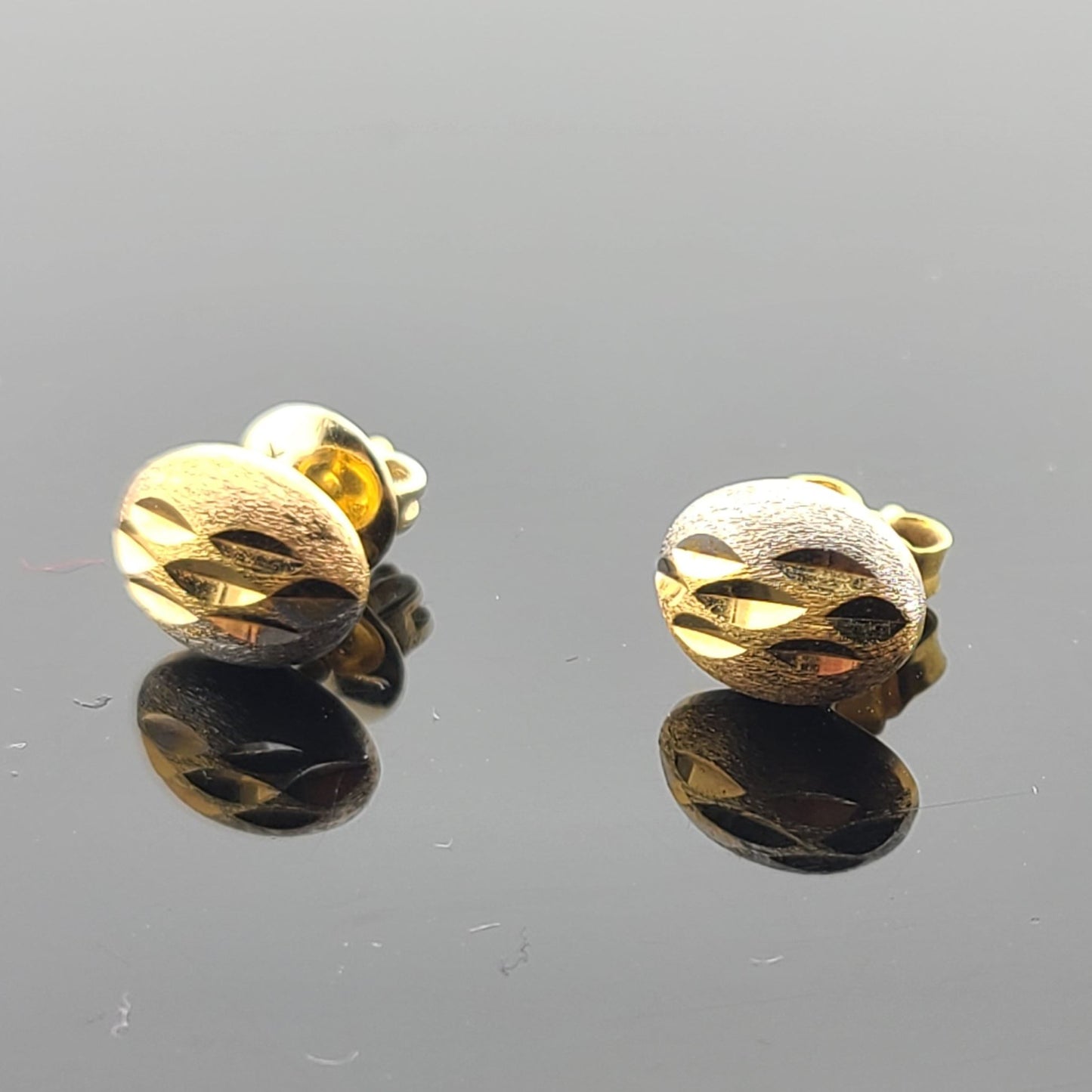 22K Solid Gold Children Studs ES680