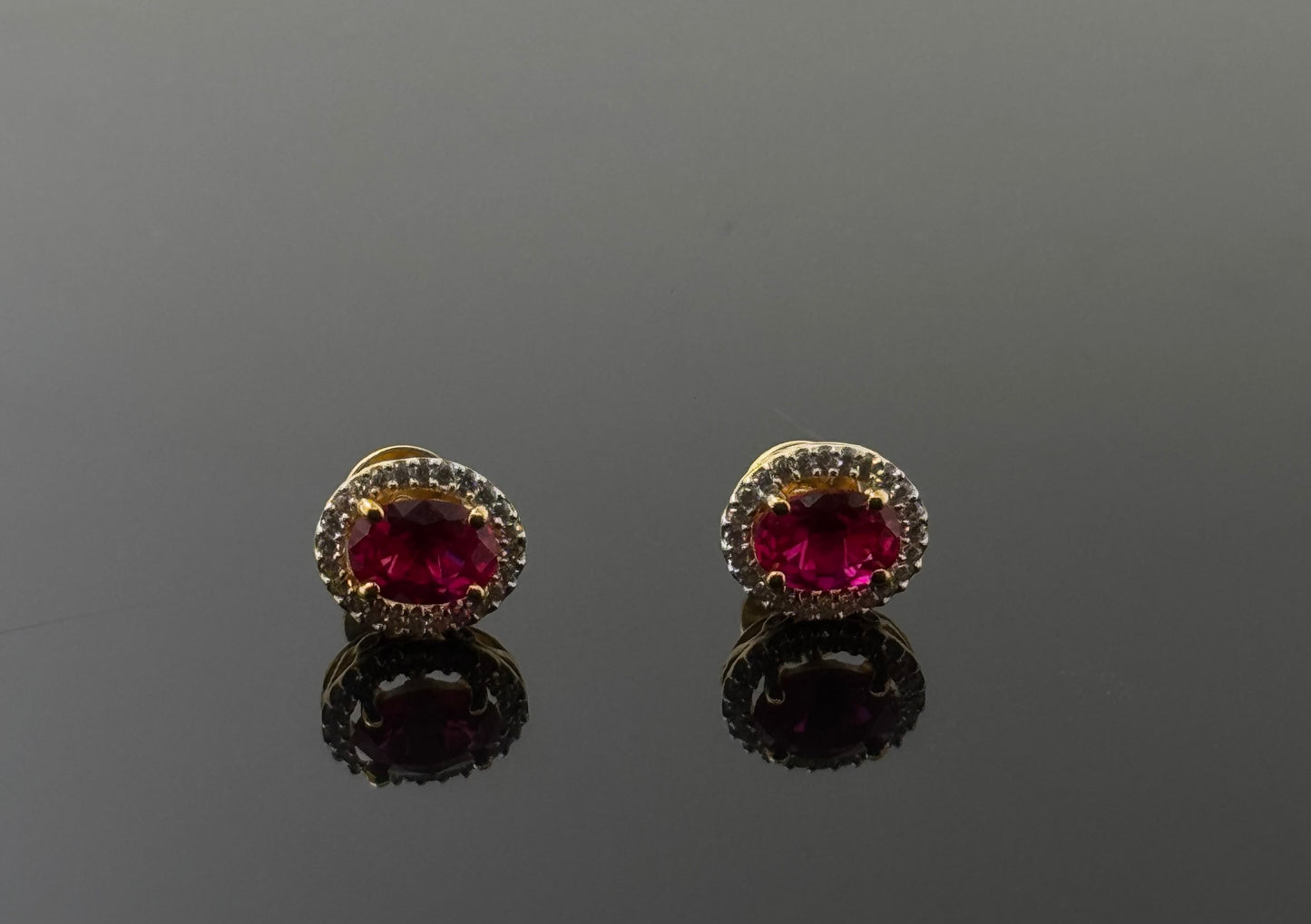 22K Solid Gold Fancy Studs ES69